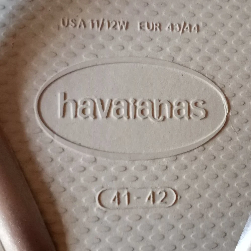 'havaianas' Slim Flip Flop NWT Size11/12 Matt Gold - Picture 8 of 9